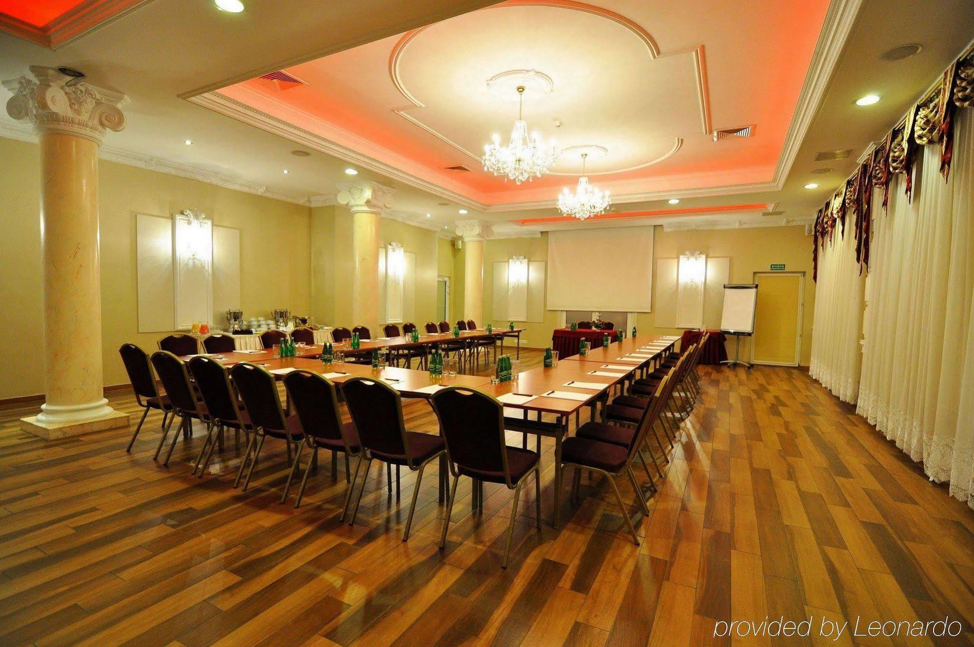 Lord - Airport 4* Warszawa